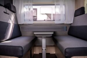 Erleben Sie mit dem Sun Living A 75 DP die Freiheit, jeden Tag neu zu entscheiden, wohin die Reise geht – komfortabel, sicher und stilvoll.